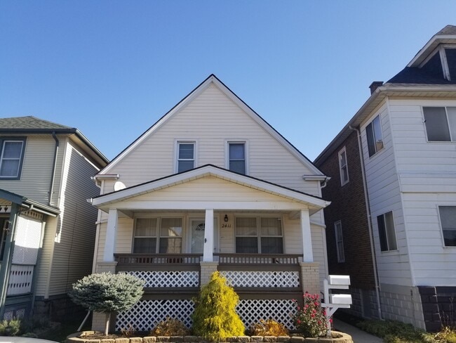 Duplex in Wyandotte - 2411 8th St