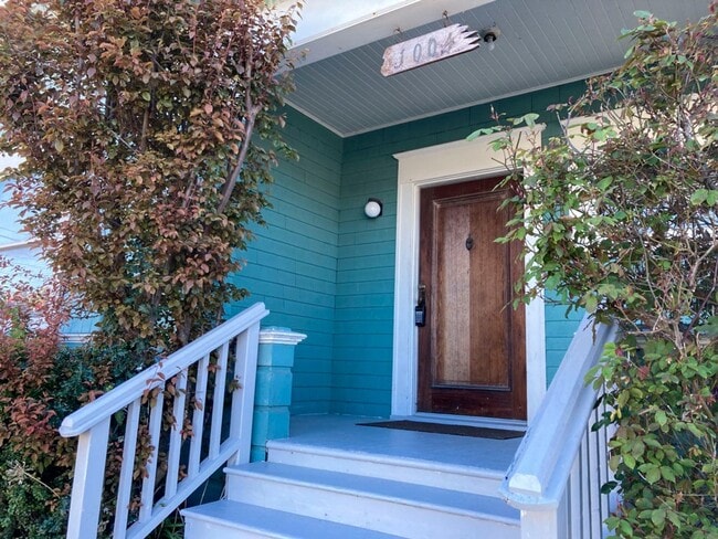 Photo - This pet-friendly colonial-style home features very large rooms!