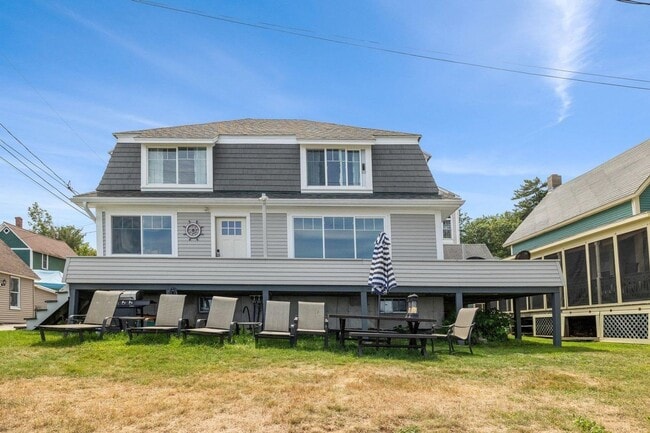 Building Photo - Your Dream Winter Retreat Awaits! Rental
