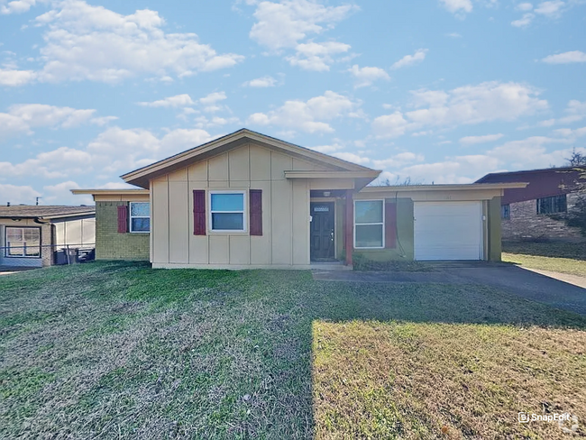 Building Photo - 4144 Happy Canyon Dr Rental