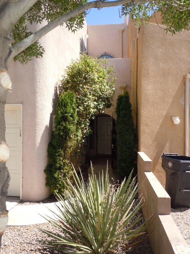 Photo - 4608 Holiday Breeze Pl NE