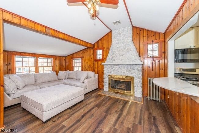 Photo - 53 Laurel Dr