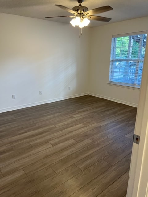 Photo - 1800 Tsuga Way