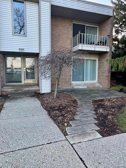 Photo - 1647 Cass Lake Rd Condo Unit B