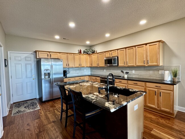 Photo - 507 Cimarron Cir