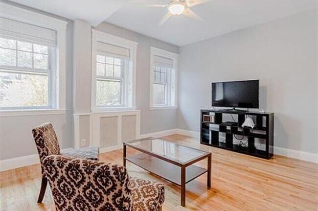 Photo - 62 Empire St