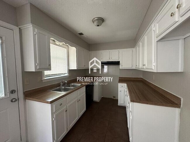 Photo - 5142 Bruton Ave