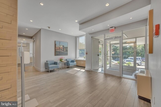 Photo - 6100 Henry Ave Unit 4I