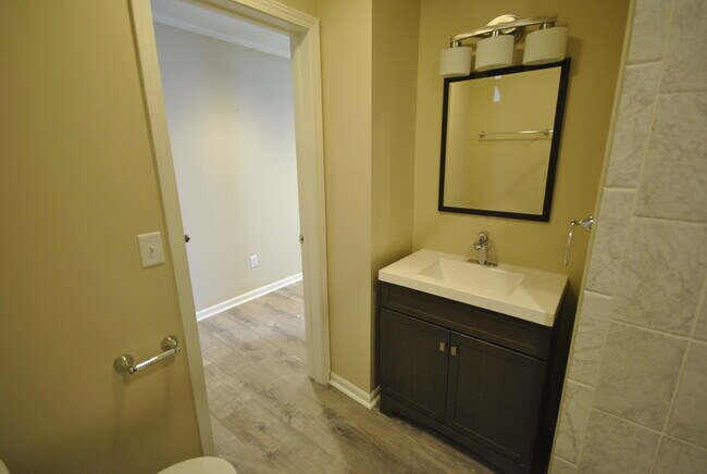 Photo - 217 N 1st St