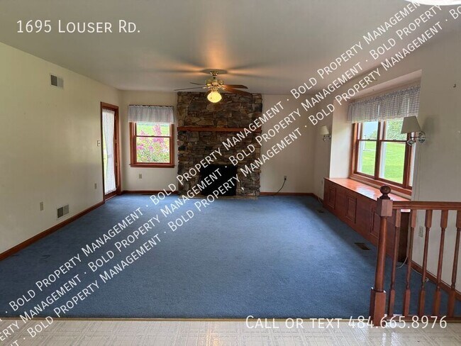 Photo - 1695 Louser Rd
