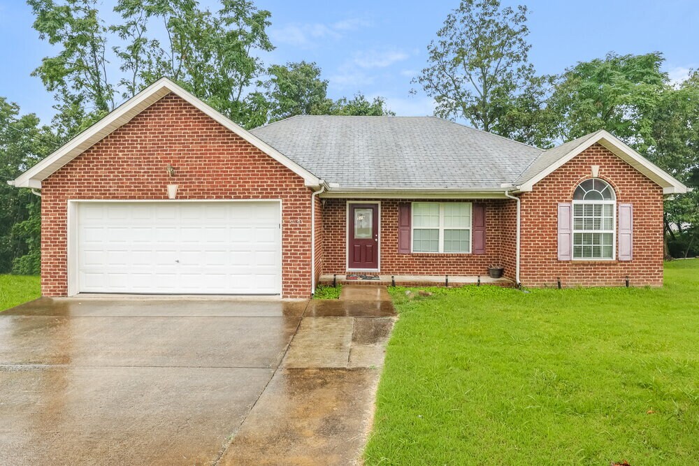 Photo - 519 Sanders Dr House