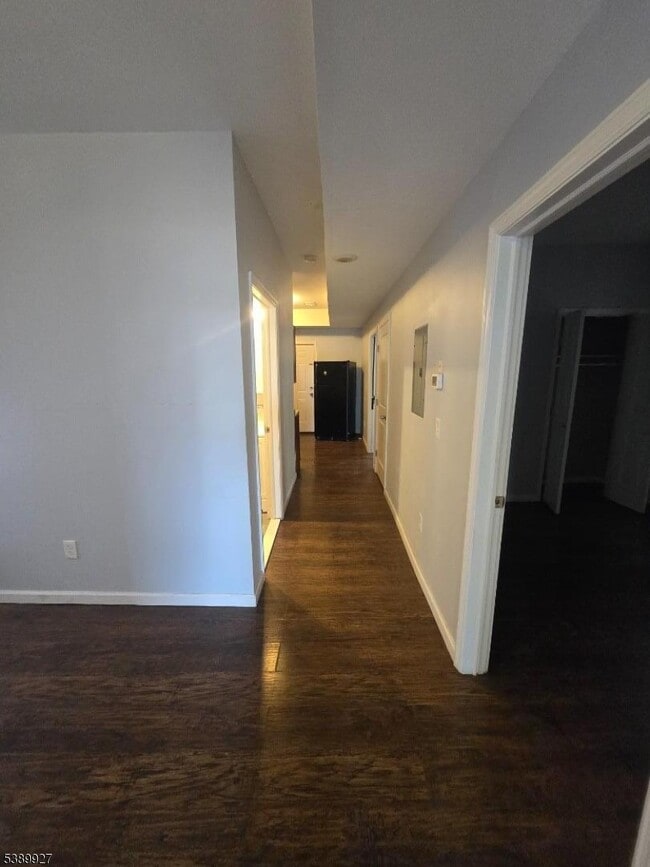 Photo - 251 Ellis Ave