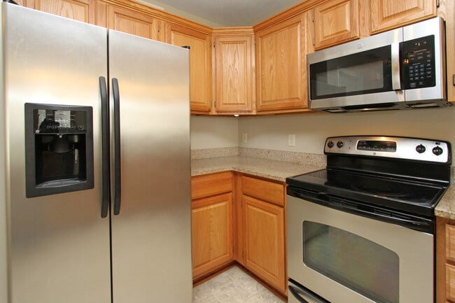 Photo - 6028 Glenbrook Ln