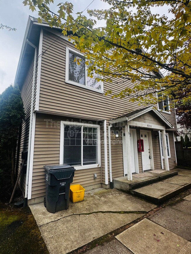 Building Photo - 8314 SE Yamhill St Unit 1