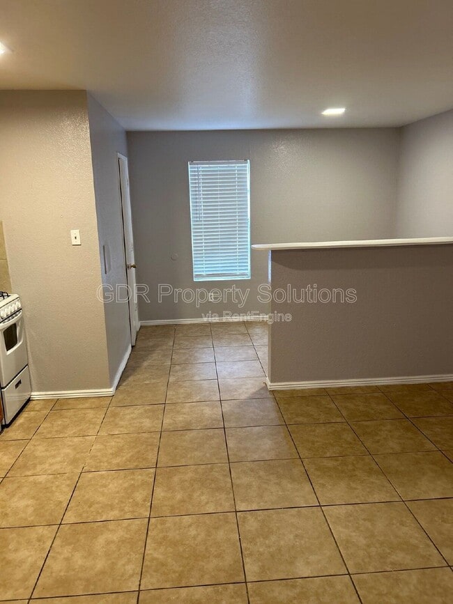 Photo - 401 14th St NW Unidad 17