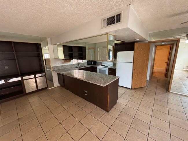 Photo - Charming 2BED/2BATH Condo located in Spring Oaks Community Unidad 385