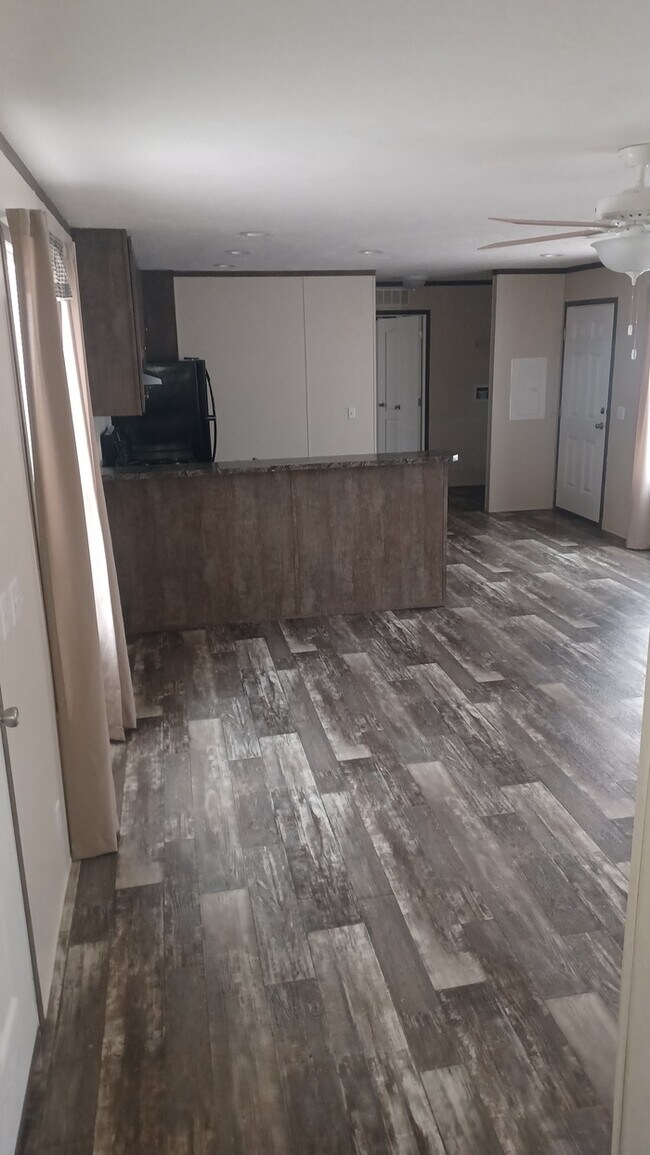 2 bedroom/1 bathroom mobile home House Rental in Topeka, KS