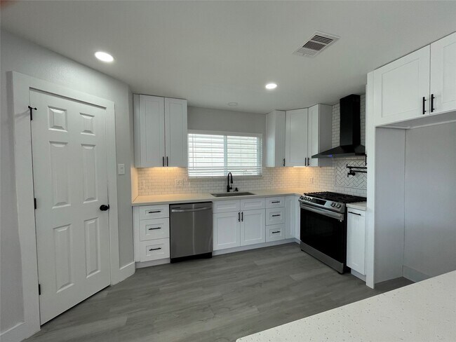 Photo - 20919 Hall Colony Ct