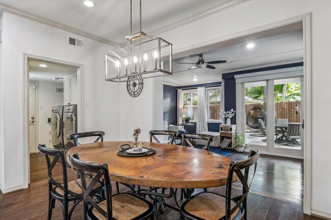 Photo - 27 Cedarwing Ln