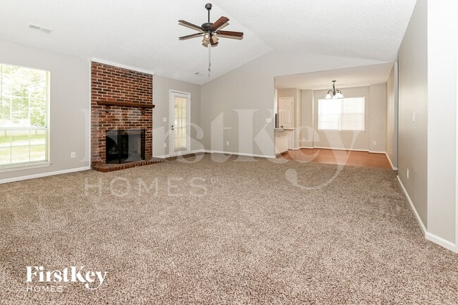Photo - 2501 Oak Leigh Dr