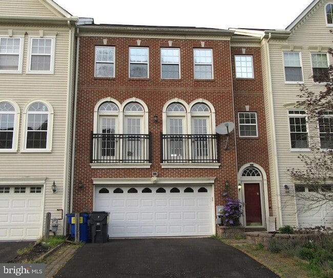 Photo - 103 Persimmon Pl Townhome