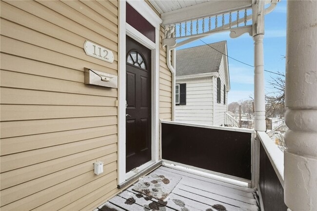 Photo - 112 Dewitt St