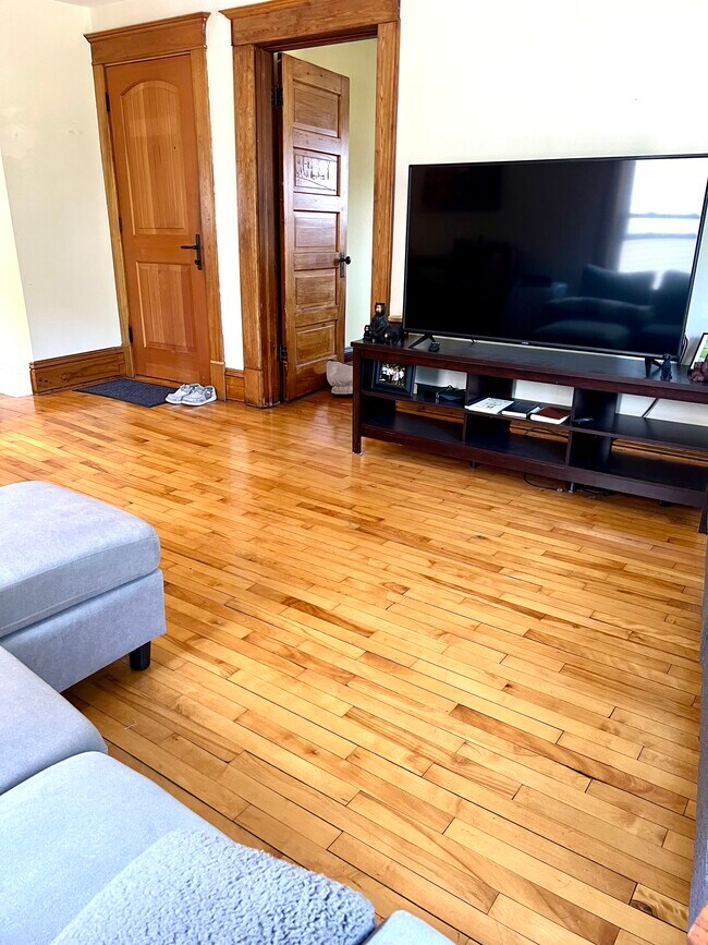 Photo - 197 S Winooski Ave Unit 3