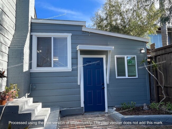 Building Photo - Nice Home For Rent Unit 31522 Summit Road Laguna Beach, CA 92654