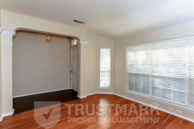 Photo - 2115 Wickiup Trail