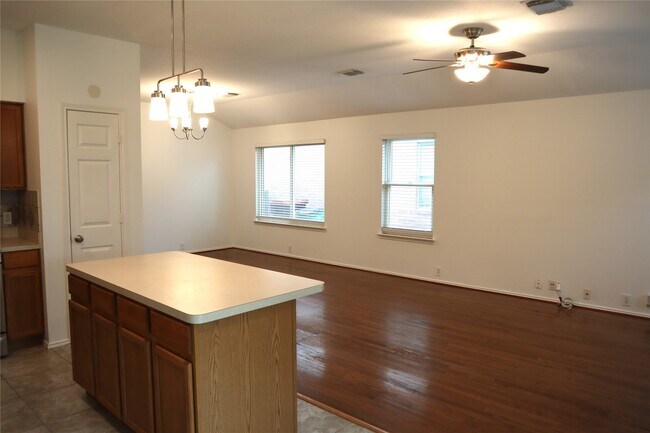 Photo - 19306 Wading River Dr
