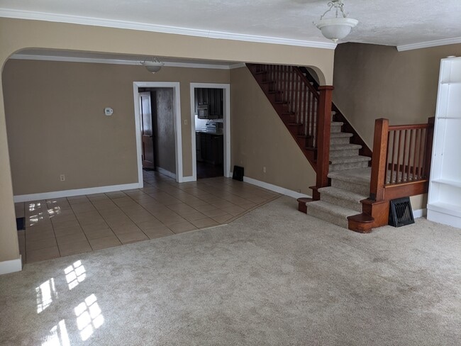 Photo - 2227 N Grand Ave Unit 2227