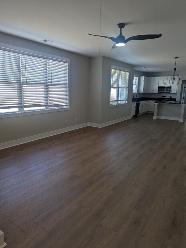Photo - 205 White Ave