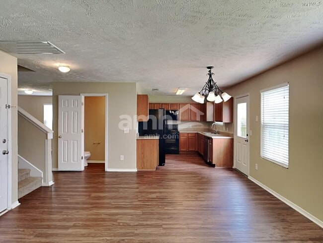 Photo - 1215 Lasalle Dr