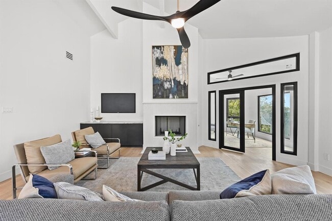 Photo - 4207 Canyonside Trail