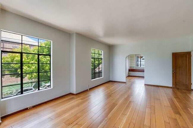 Photo - 2338 Channing Way Apartment Unit 01