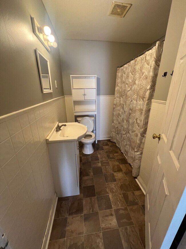 Photo - 327 Cornelius Ave