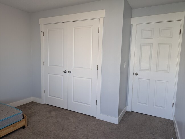 Photo - 4885 W Pavant Ave