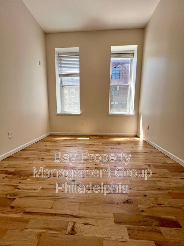 Photo - 2131 Master St Unit 3