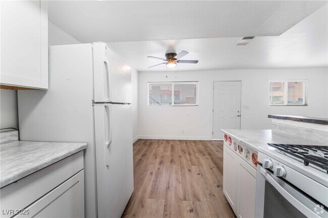 Building Photo - 6923 Issac Ave Rental