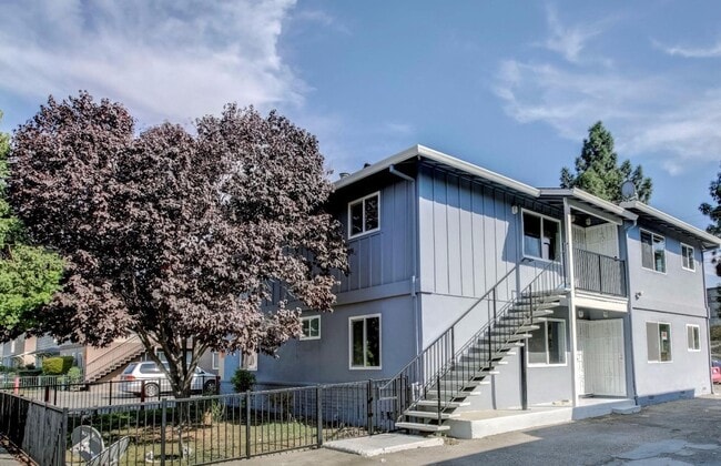 Building Photo - 832 Jeanne Ave Unit 1 Rental