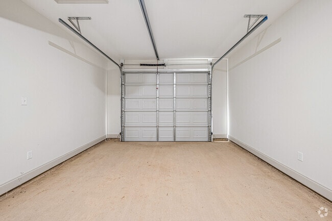 2BR, 2BA - 1,192SF - Garage