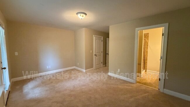 Photo - 525 Portstewart Dr