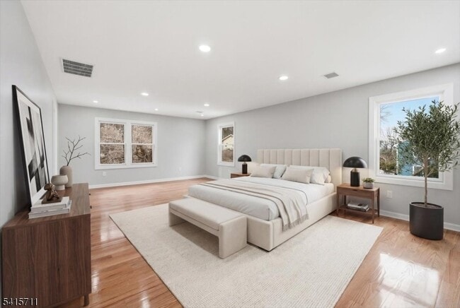 Photo - 17 Richter St