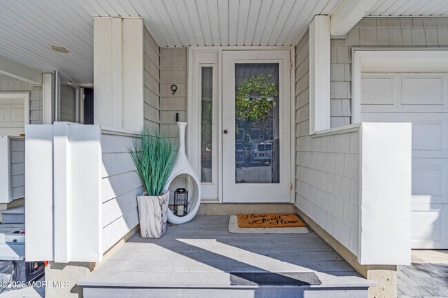 Photo - 165 Riddle Ave