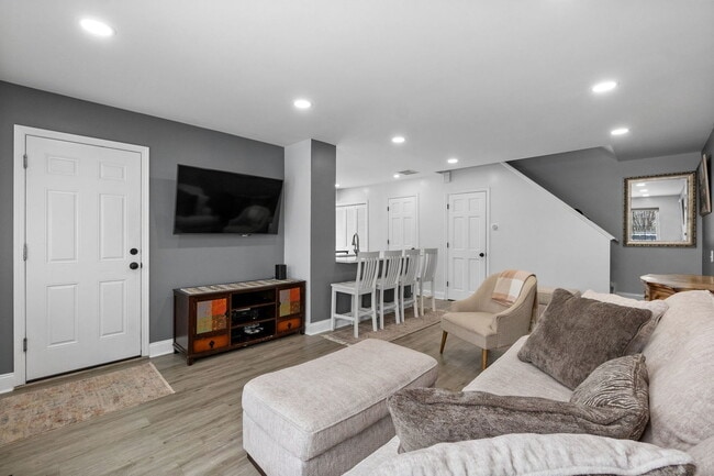 Photo - 1688 Normantown Rd