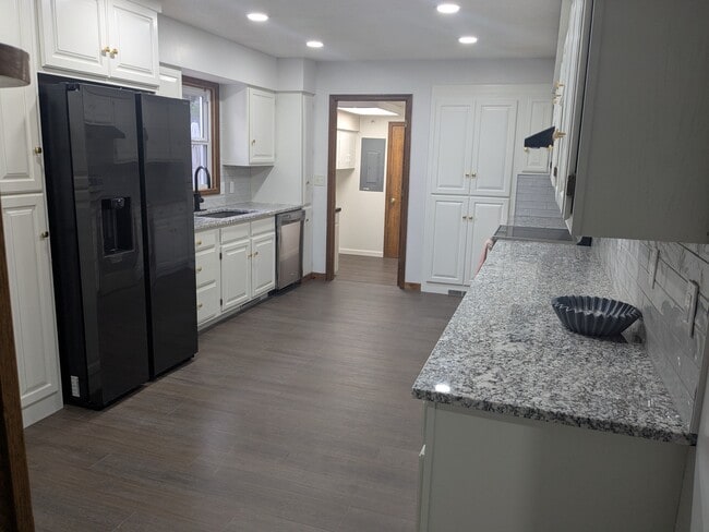 Photo - 1306 Marion Dr