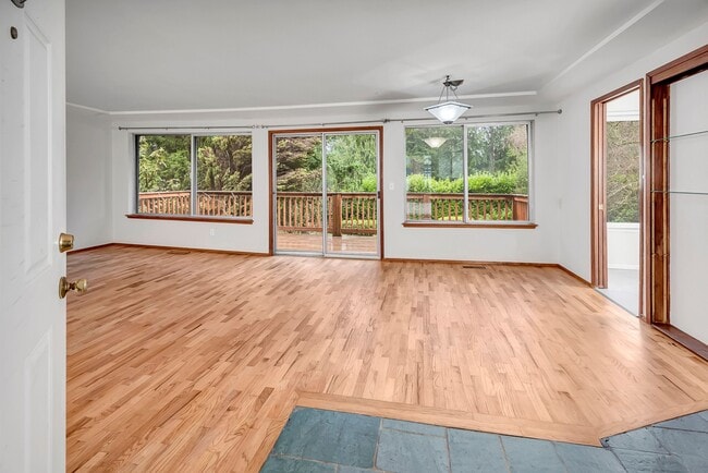 Photo - 3065 124th Ave NE