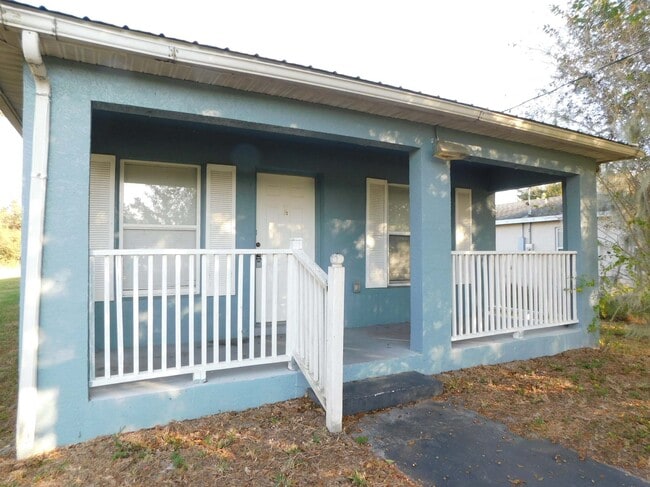 Building Photo - 6686 SW Miami Ave