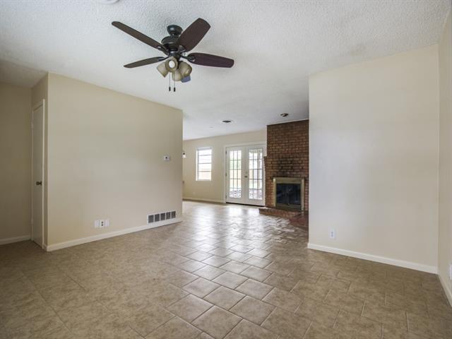 Photo - 420 Vicki Pl