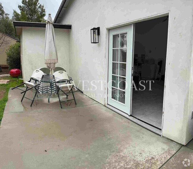 Building Photo - 35975 Glenda Pajas Rd Unit B Rental